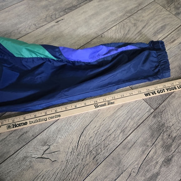 Vintage Navy and Purple Nike Medium Men's Windbreaker Jacket Rn#56323 - Picture 7 of 13